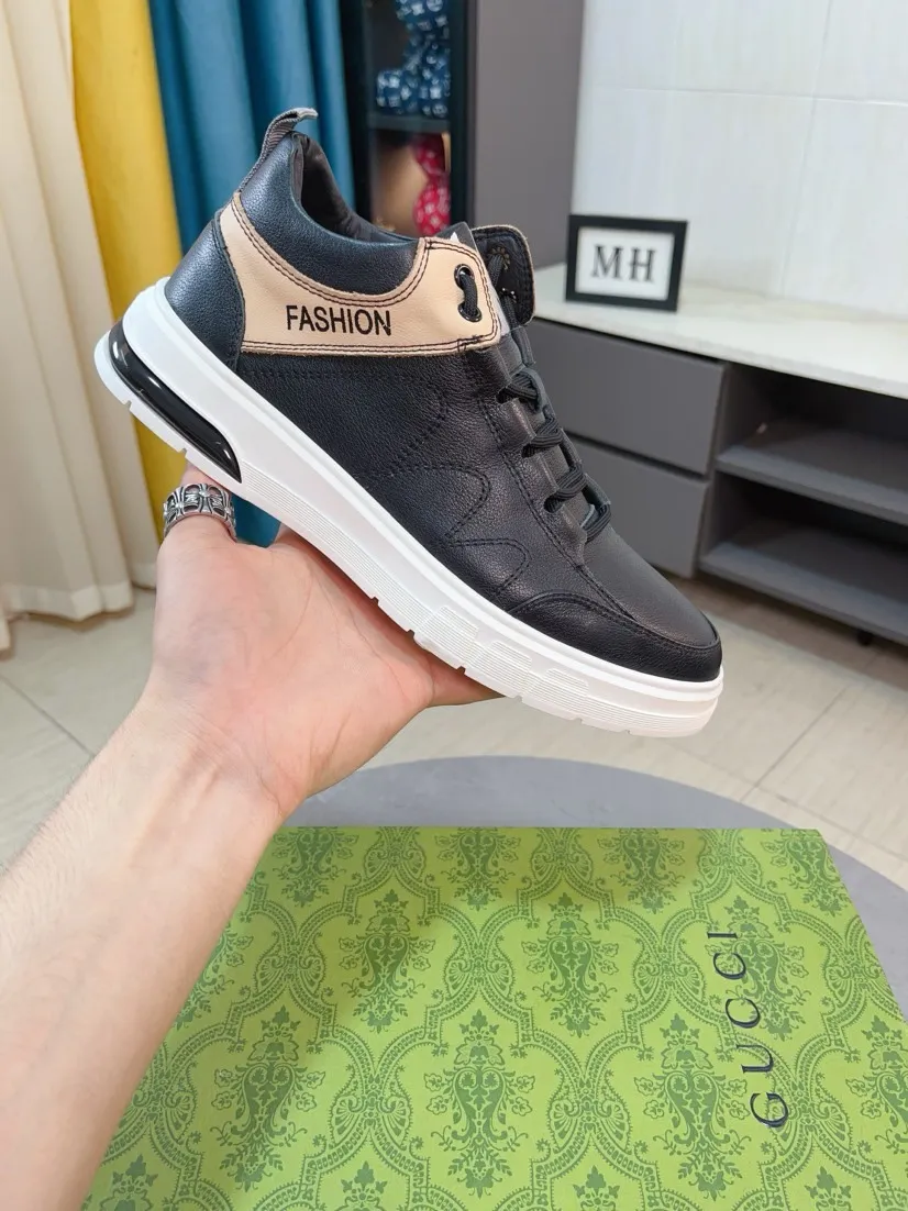 Men's shoes 💰440🌹🌹GUCCI [Gucci] New high-end brand of men's shoes, the latest fashionable casual men's shoes, trendy and versatile style, relaxed and sporty style, uppers imported from Italy, first-layer cowhide, genuine leather lining and ultra-fine workmanship. Original personalized fashionable rubber wear-resistant outsole, light and comfortable on the foot, size 38-44